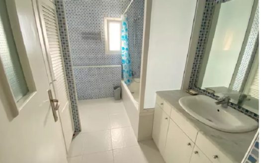 Petite Villa entièrement rénovée