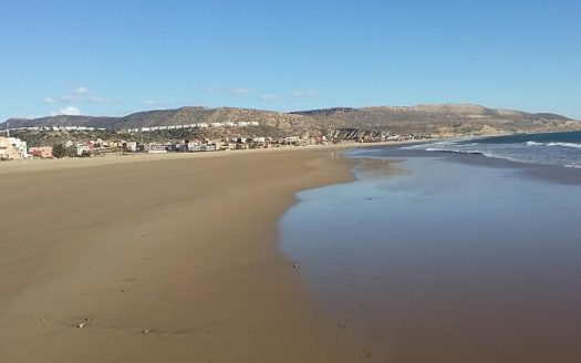 Imi Ouaddar Immobilier – plage 70 m: Duplex au calme